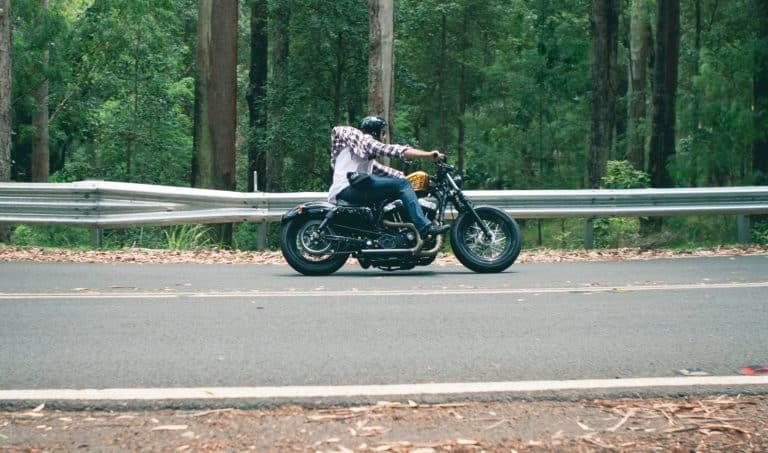 Motorcycle ride around Australia (Harley Davidson)